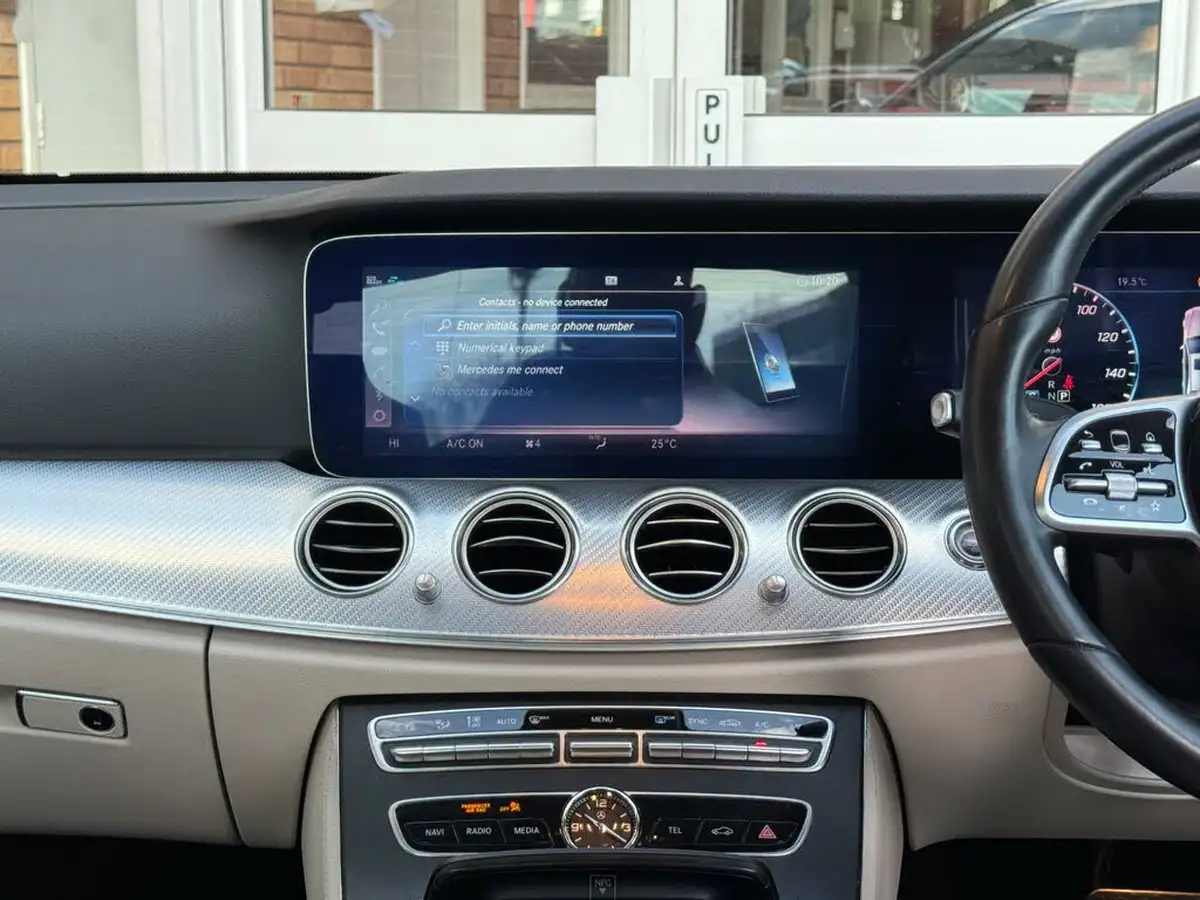 2019-mercedes-benz-e-class-20d-e220d-se-ss-saloon-4d-big-32