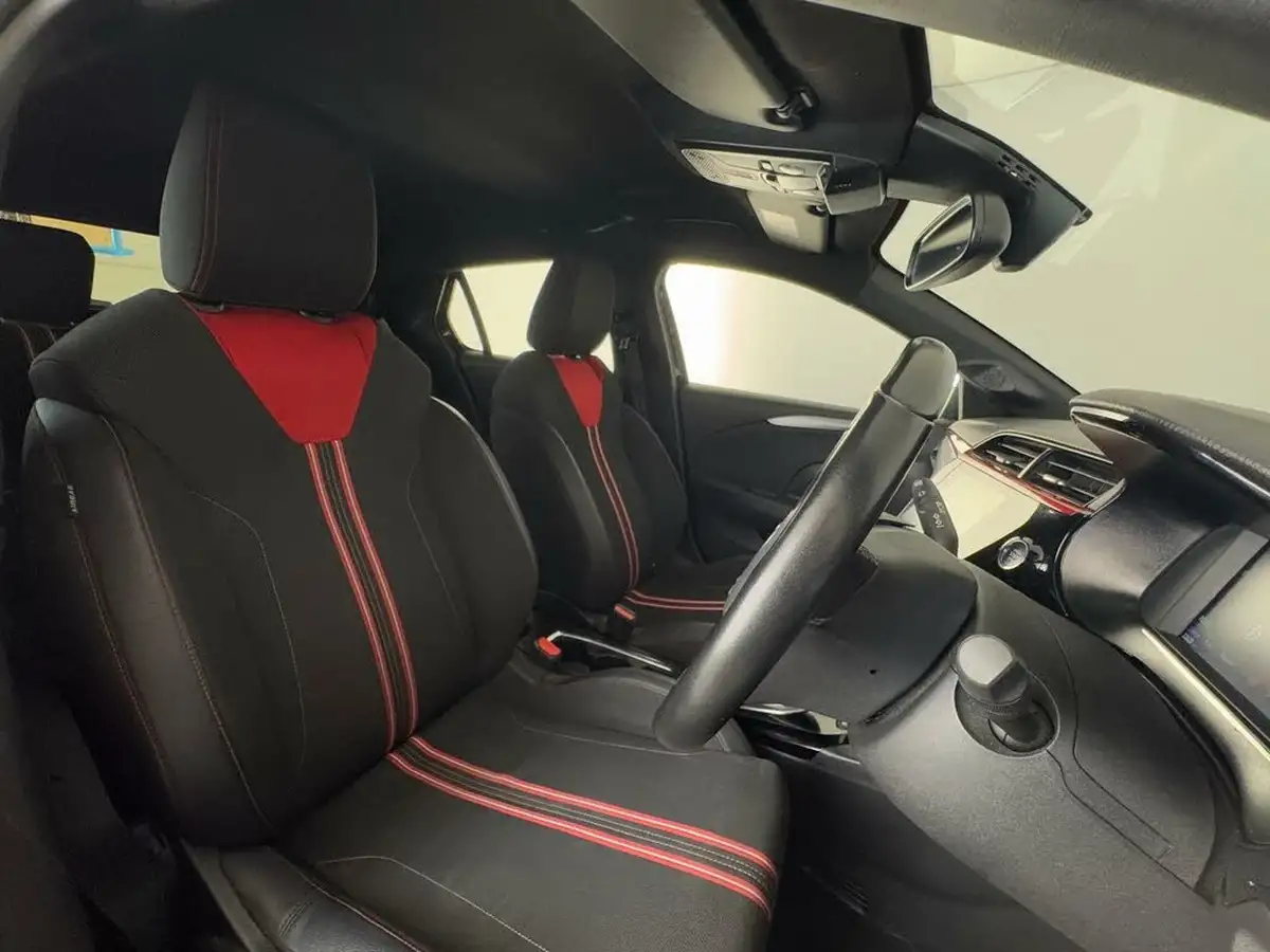 2022-vauxhall-corsa-e-sri-premium-big-19