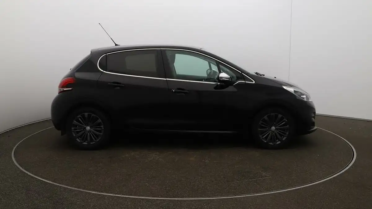 2017-peugeot-208-12-puretech-allure-110bhp-ss-5d-eat6-big-40