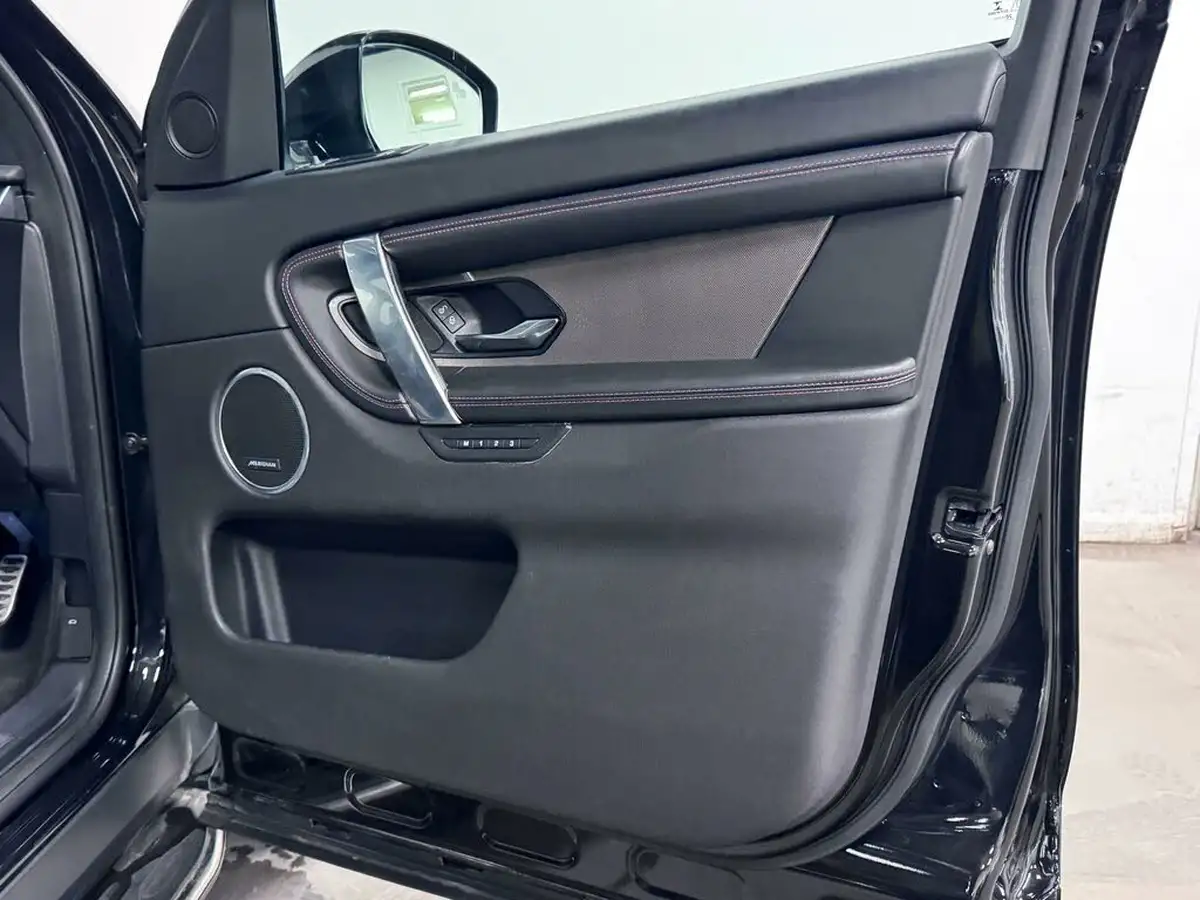 2021-land-rover-discovery-sport-20-d180-r-dynamic-hse-big-18