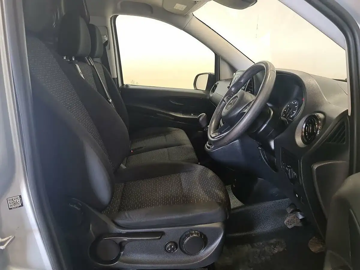 2021-mercedes-benz-vito-18-cdi-114-progressive-l2-panel-big-4