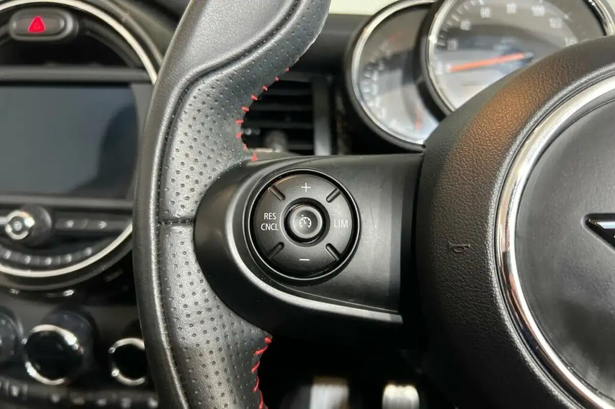 2020-mini-cooper-20-cooper-s-sport-189bhp-convertible-2d-big-18
