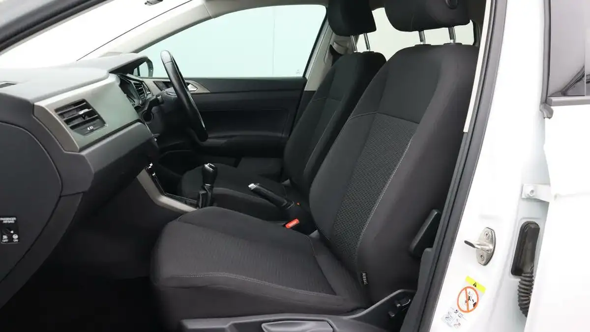 2021-volkswagen-polo-10-match-big-14