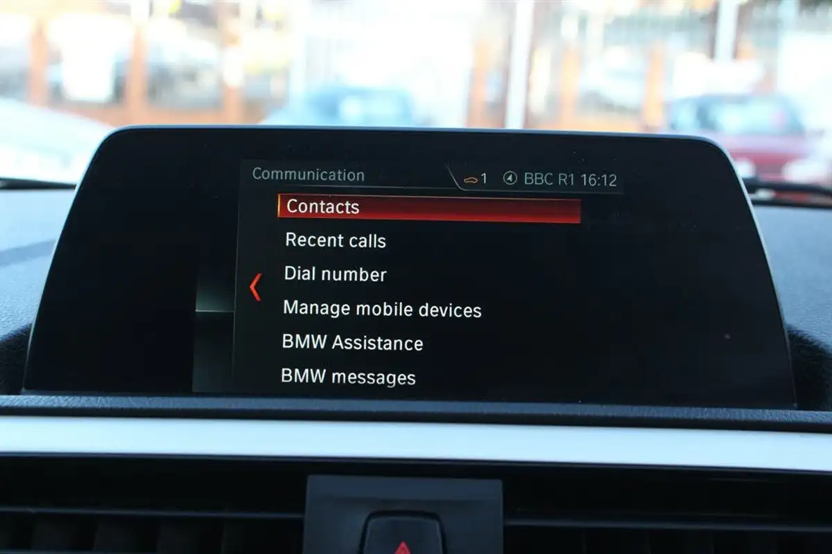 2019-bmw-1-series-15td-116d-se-business-ss-5d-big-32