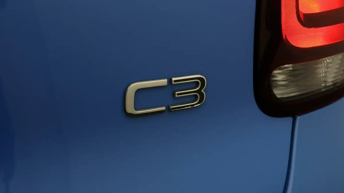 2018-citroen-c3-12-puretech-flair-82ps-big-20