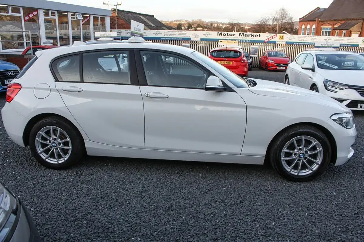 2019-bmw-1-series-15td-116d-se-business-ss-5d-big-10