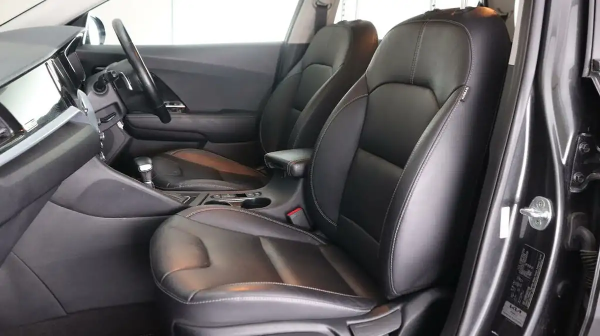 2022-kia-niro-16-gdi-3-156kwh-big-12