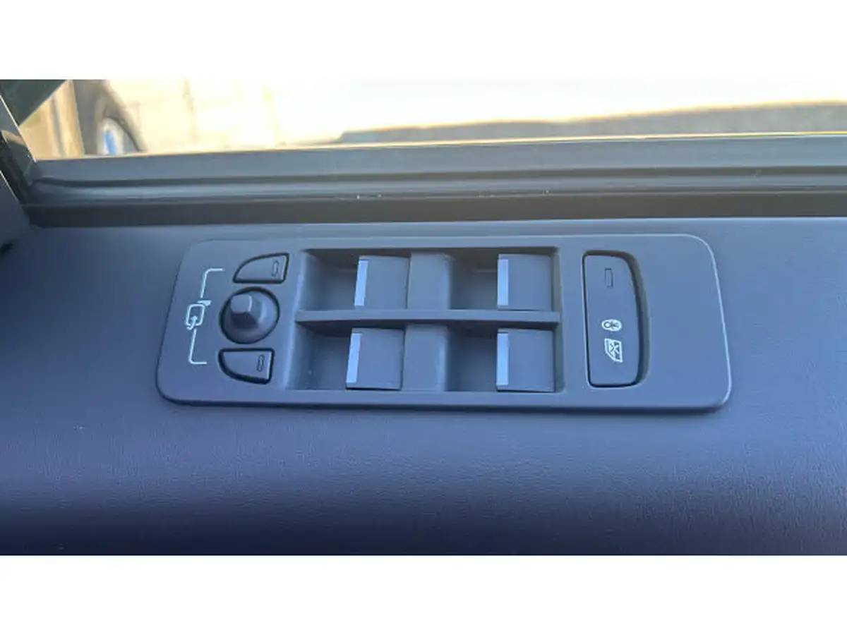 2023-land-rover-discovery-sport-20-d200-r-dynamic-hse-big-34