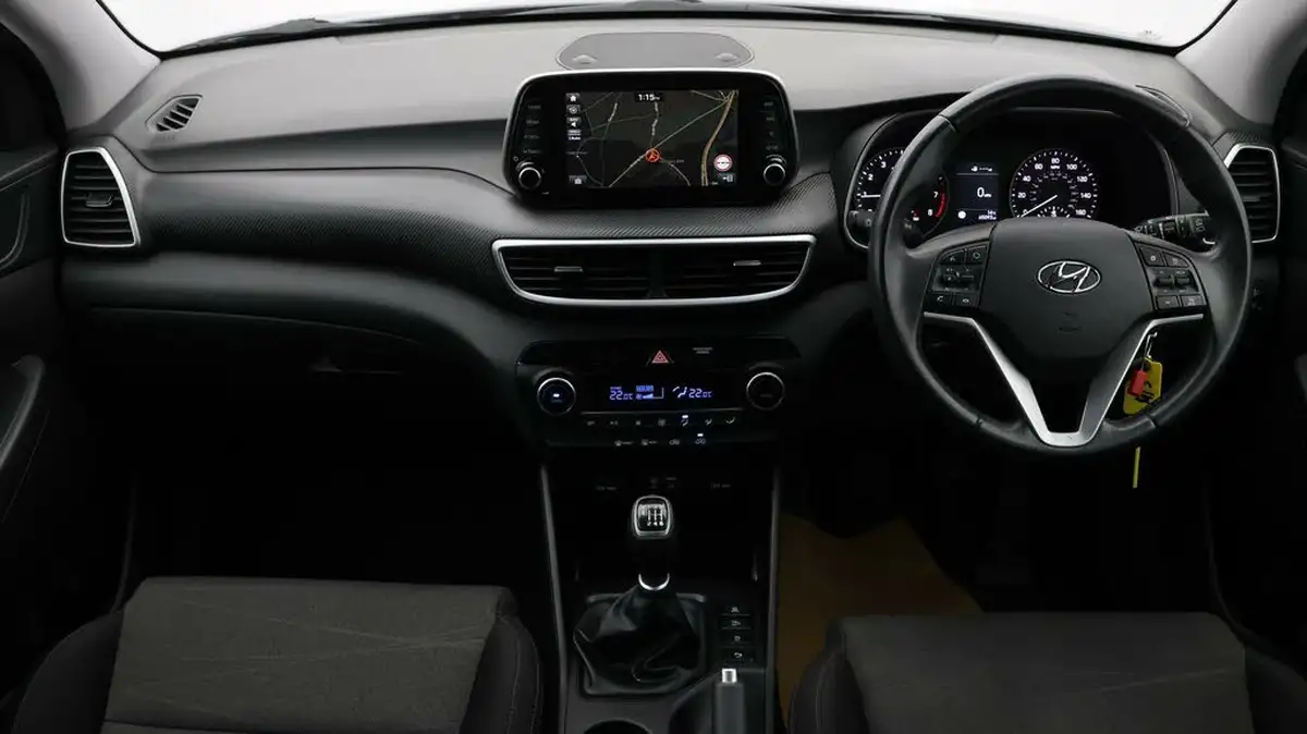 2018-hyundai-tucson-16-gdi-se-nav-big-12
