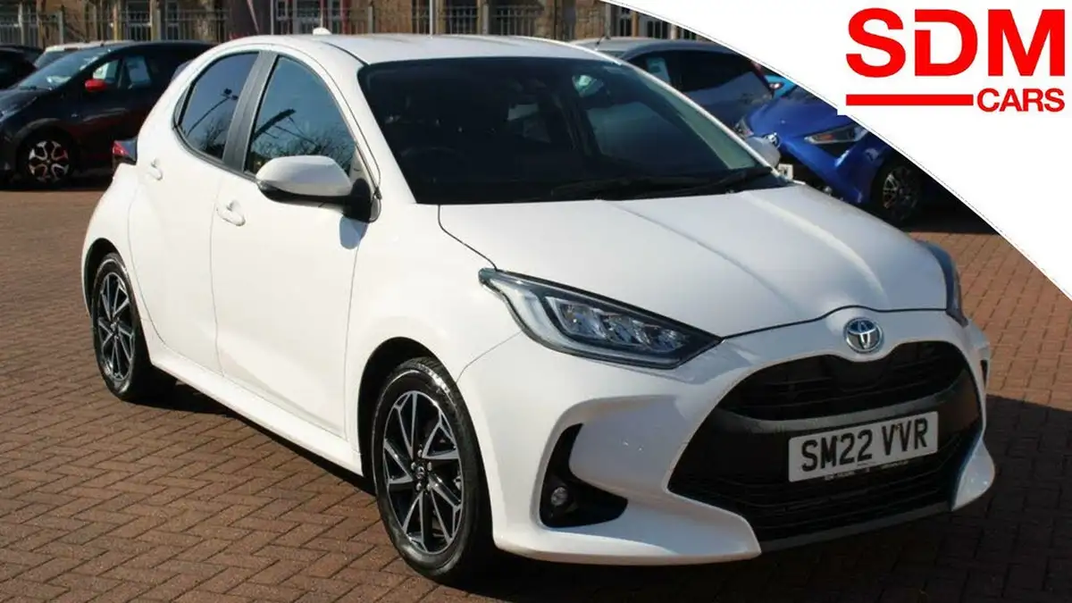 2022-toyota-yaris-15-vvt-i-design-big-0