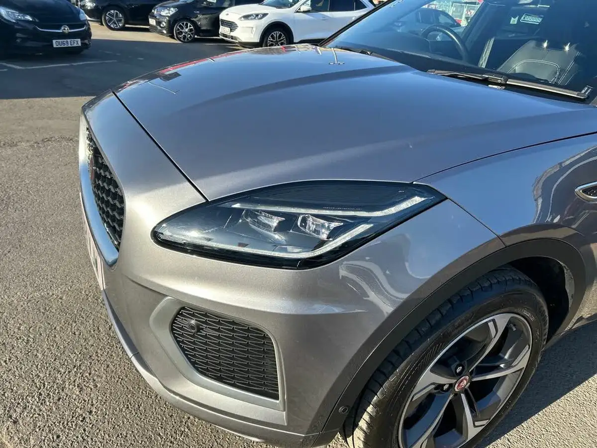 2021-jaguar-e-pace-20-d200-r-dynamic-se-big-12