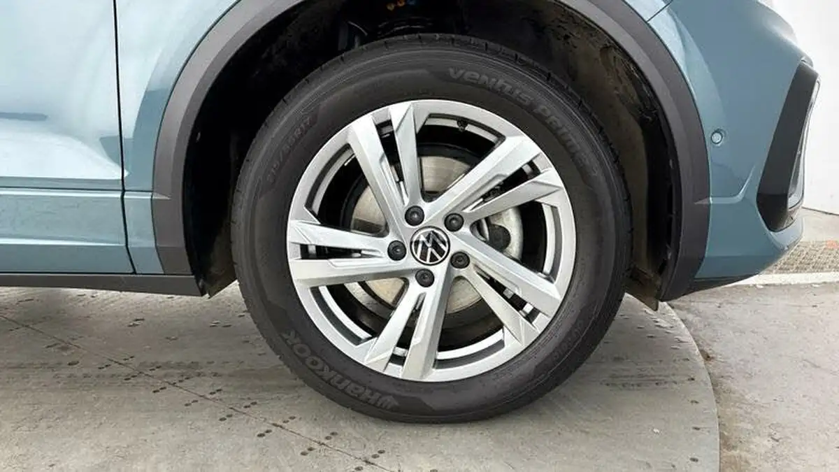 2024-volkswagen-t-roc-15-tsi-r-line-hatchback-5d-dsg-big-4