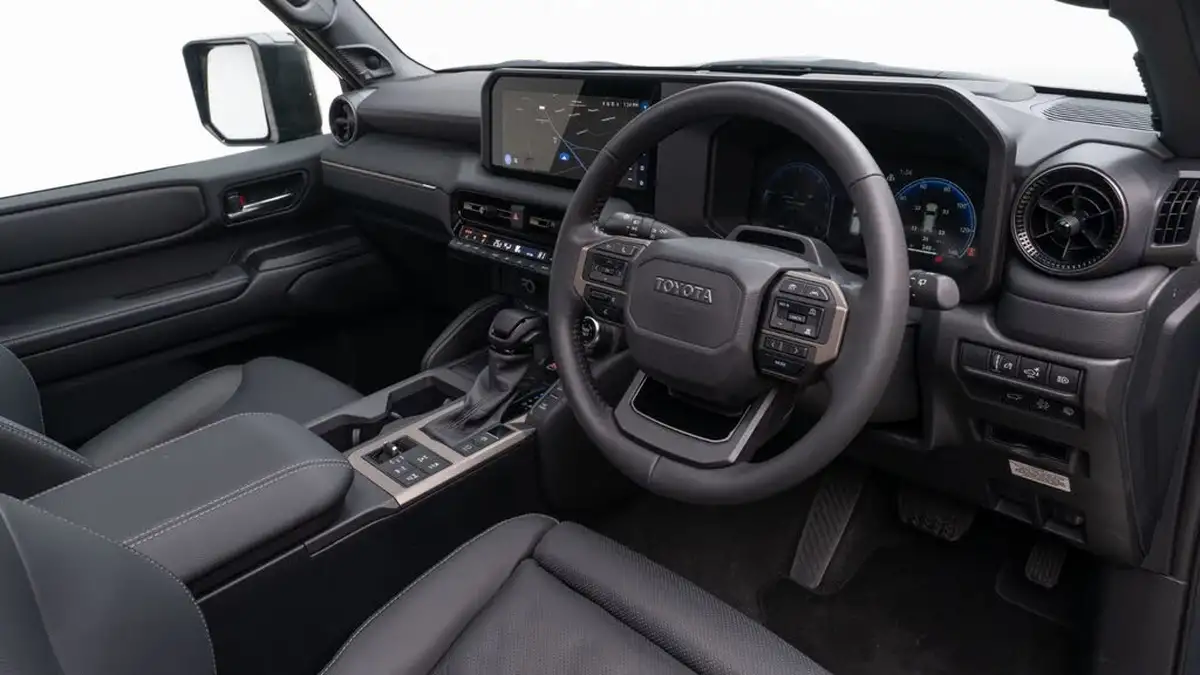 2024-toyota-land-cruiser-28d-4d-invincible-big-18