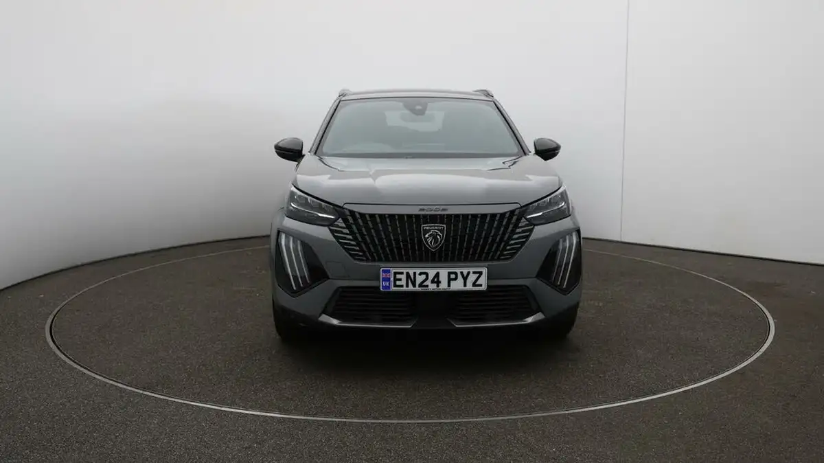 2024-peugeot-2008-suv-12-puretech-gt-130ps-eat8-big-34