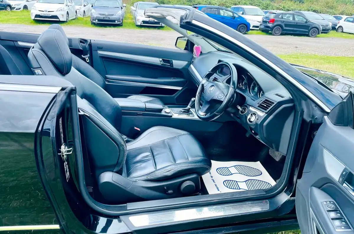 2011-mercedes-benz-e-class-21td-e220-cdi-se-21cdi-blue-f-cabriolet-2d-2143cc-auto-big-23