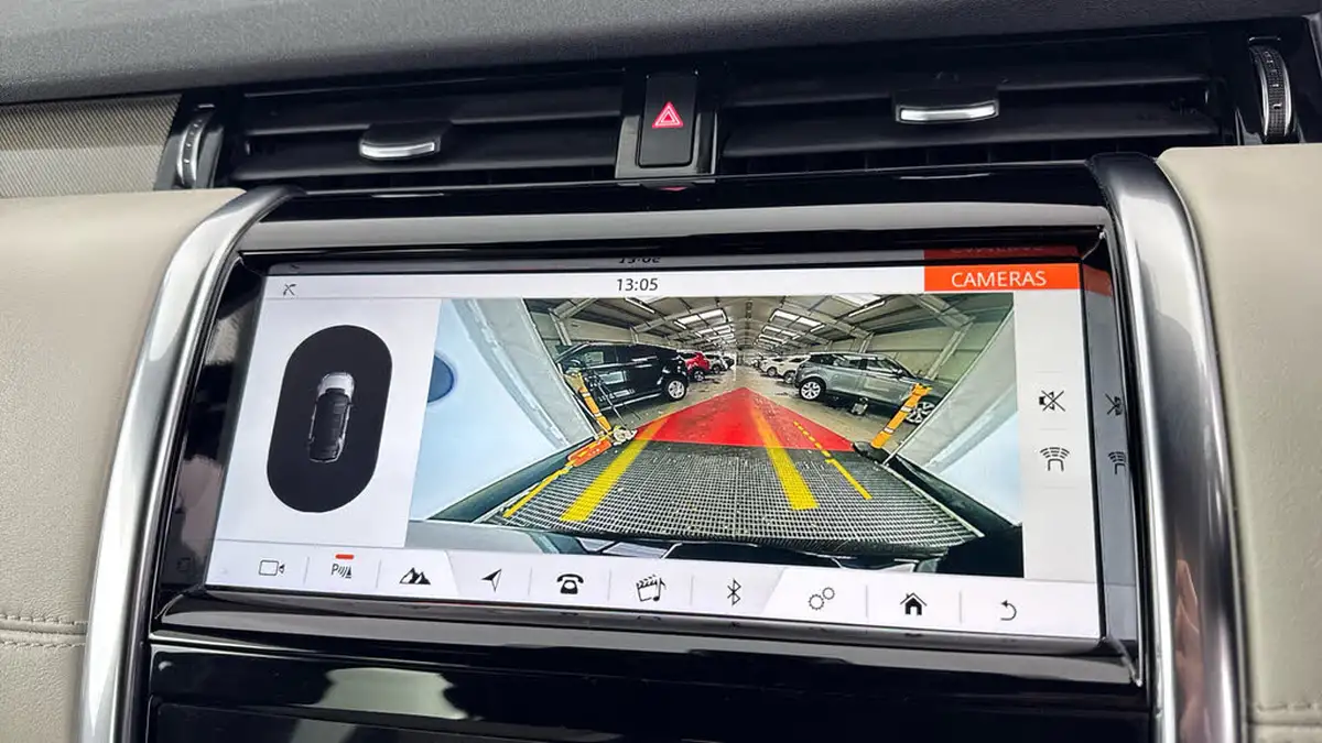 2021-land-rover-discovery-sport-20-d180-r-dynamic-hse-big-16