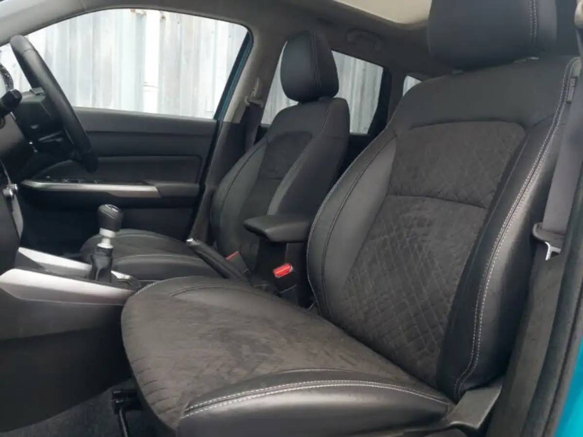 2022-suzuki-vitara-14-boosterjet-sz5-allgrip-big-11