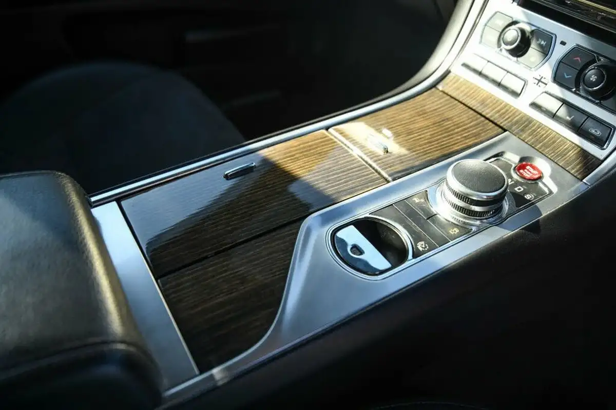 2015-jaguar-xf-22td-r-sport-200ps-saloon-4d-big-20