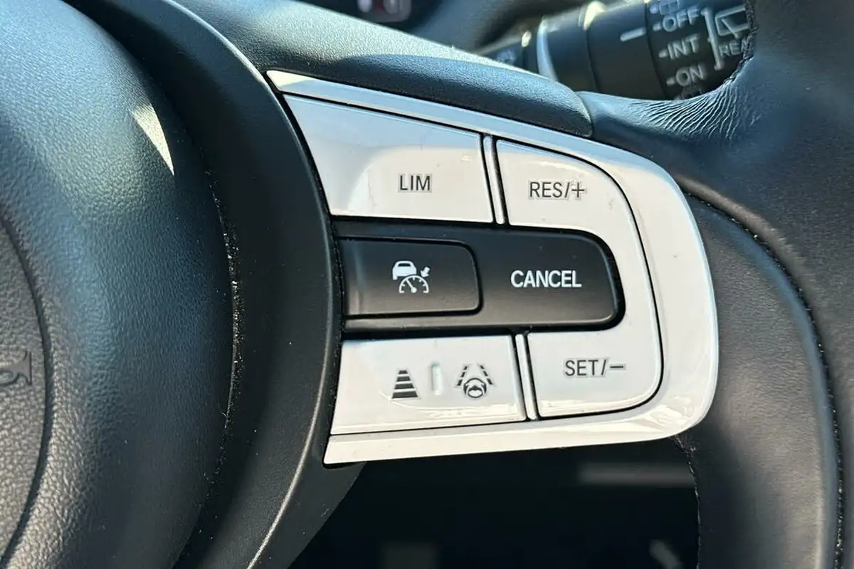 2022-honda-jazz-15-i-mmd-ex-109ps-big-16