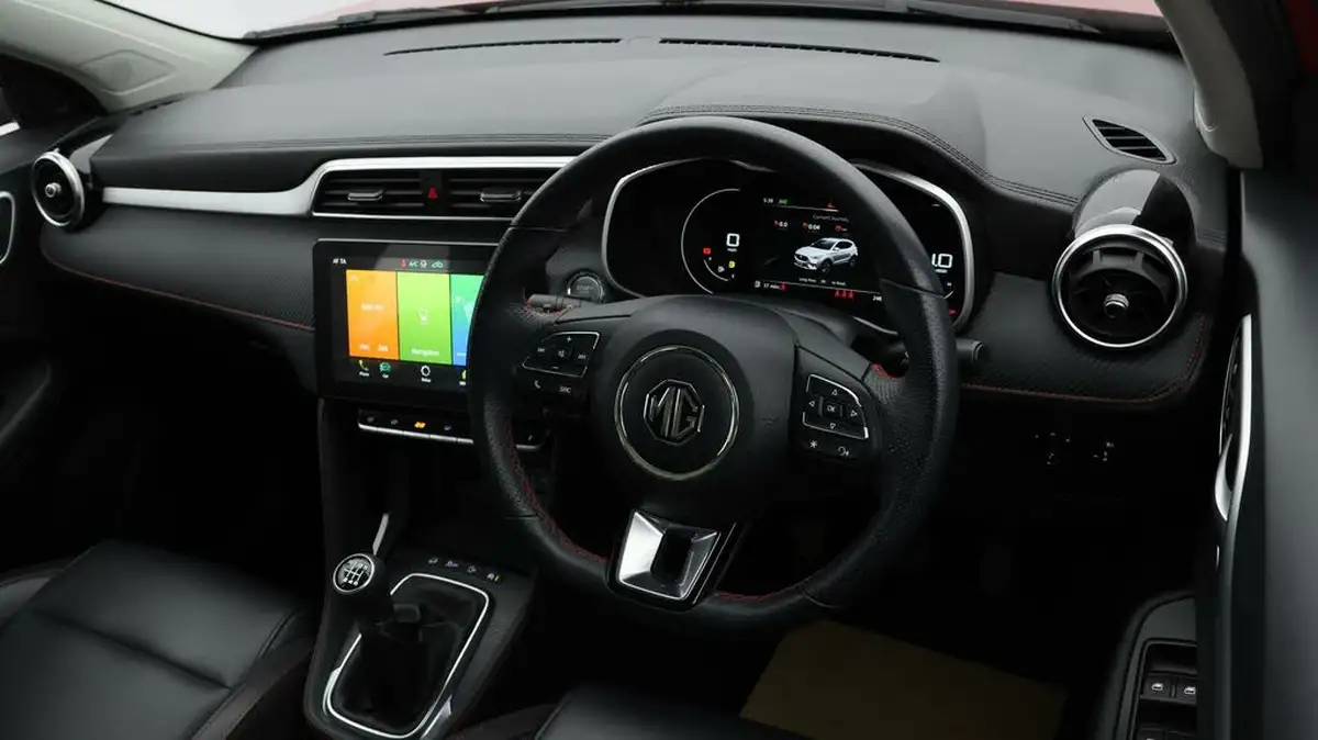 2022-mg-zs-suv-10t-gdi-exclusive-big-8