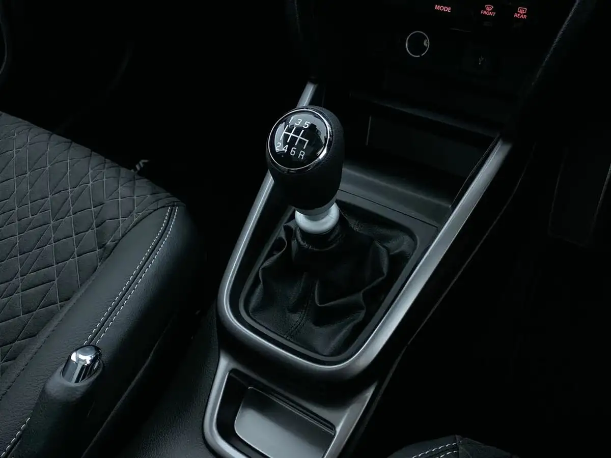 2023-suzuki-vitara-14-boosterjet-sz5-big-21
