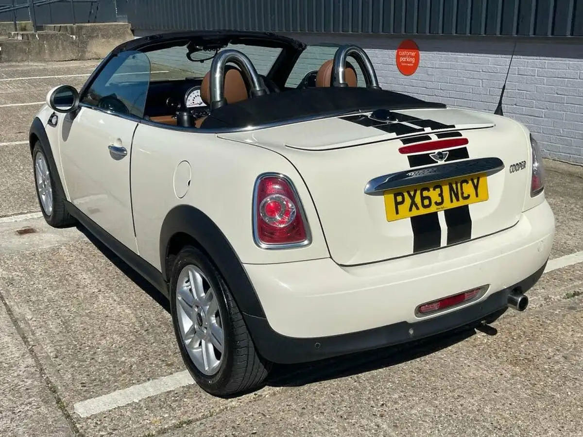 2013-mini-roadster-16-cooper-big-44
