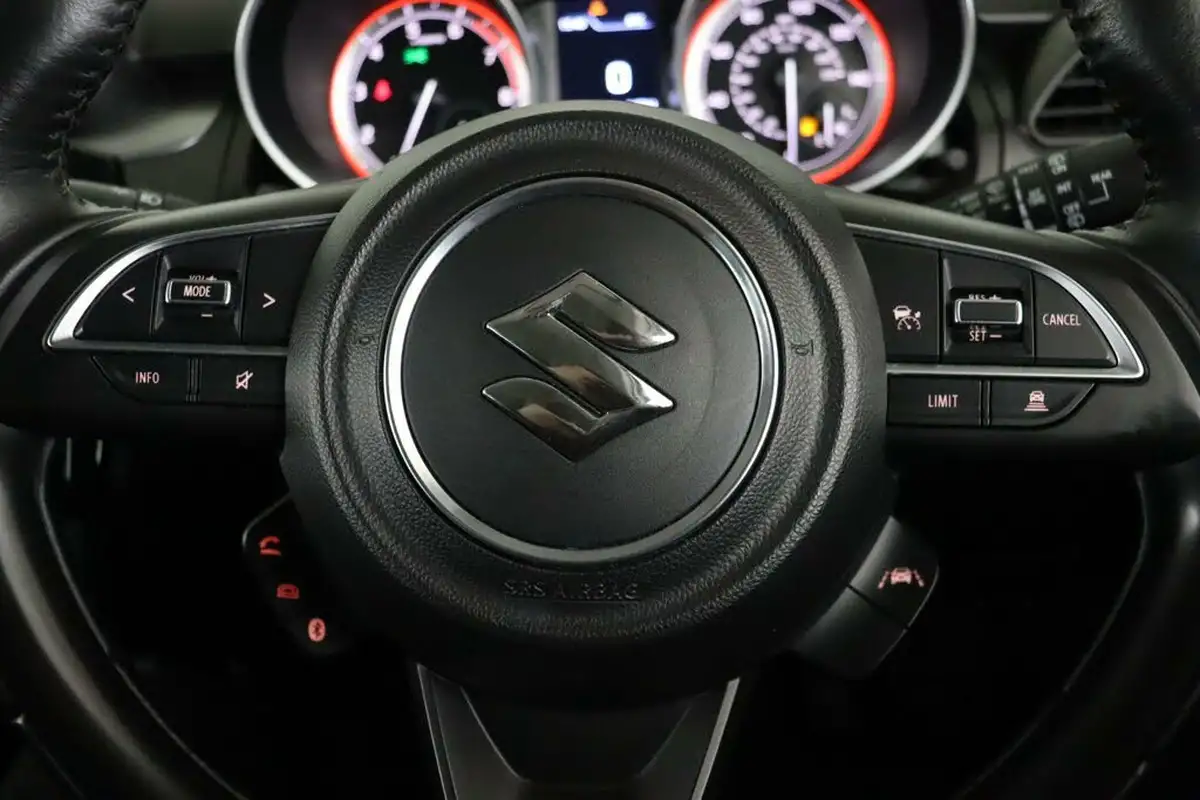 2022-suzuki-swift-12-dualjet-sz5-big-21