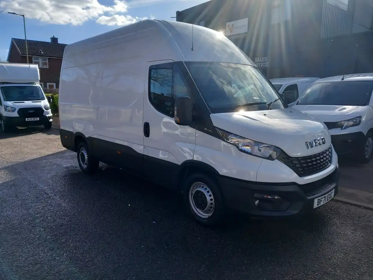 2021-iveco-daily-s-class-23td-35s14v-business-3520mm-h2-136pseu6dt-big-0