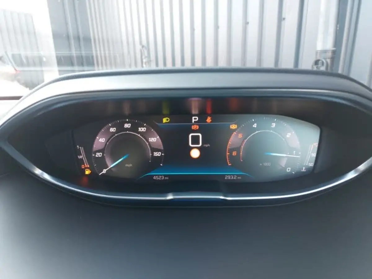 2024-peugeot-5008-suv-15-bluehdi-gt-130ps-big-10