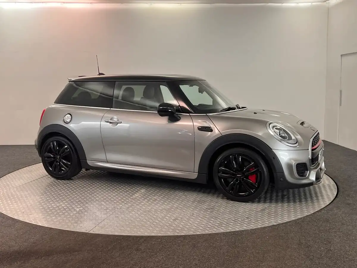 2017-mini-cooper-20-cooper-jcw-sport-auto-big-3