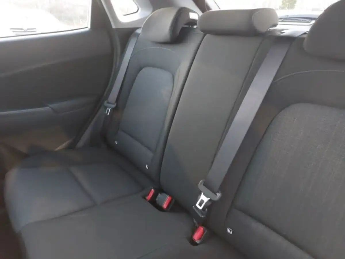 2021-hyundai-kona-16-gdi-se-connect-big-5