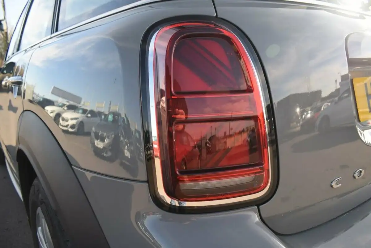 2022-mini-countryman-15-cooper-classic-big-18