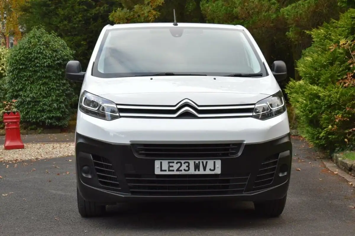 2023-citroen-dispatch-15bluehdi-enterprise-edition-m-big-2