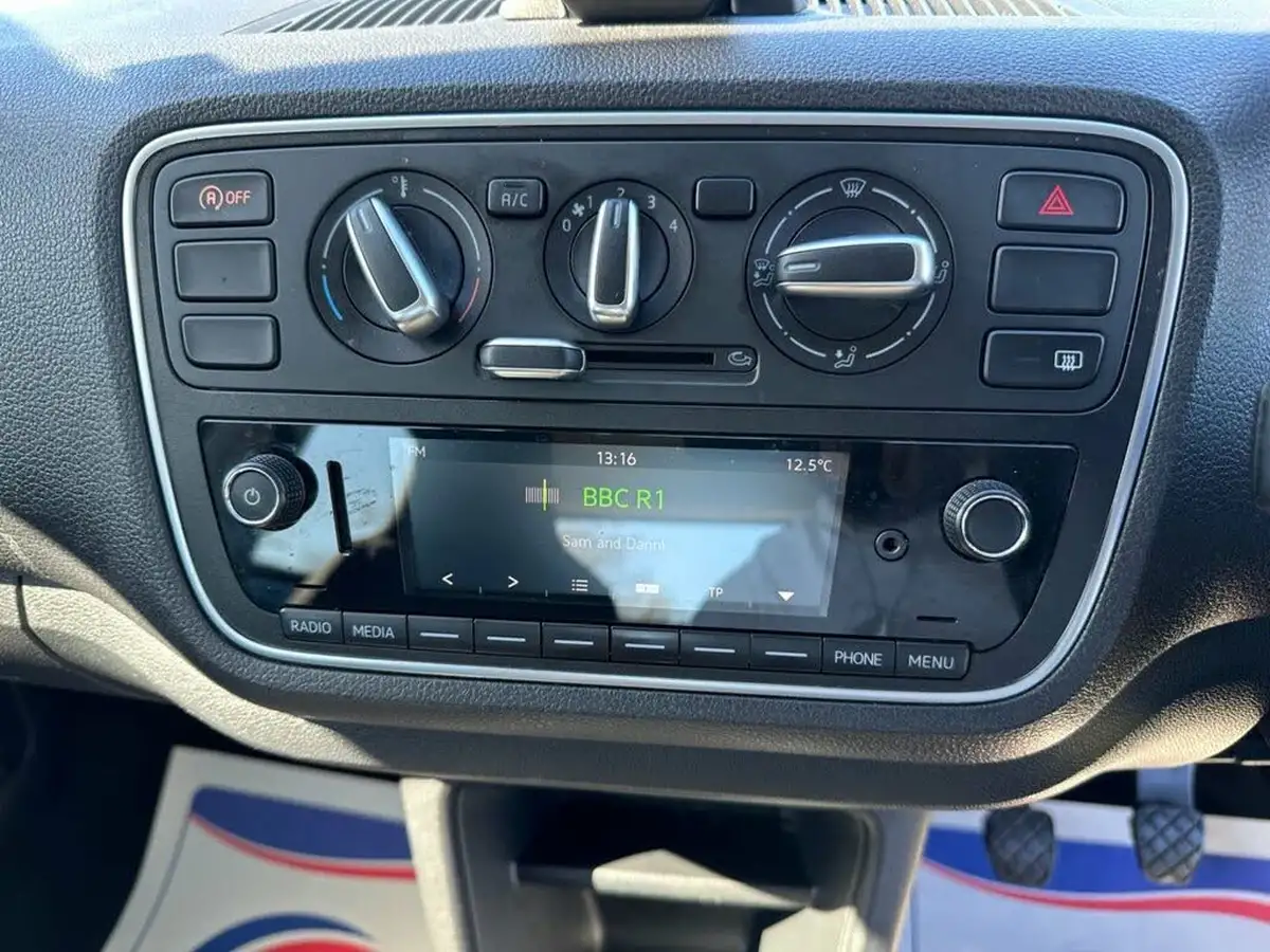 2018-skoda-citigo-10-se-greentech-5d-big-17