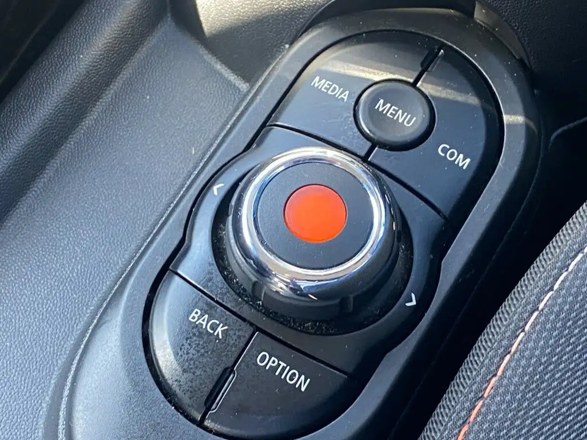 2021-mini-cooper-15-cooper-classic-hatchback-3d-auto-big-9