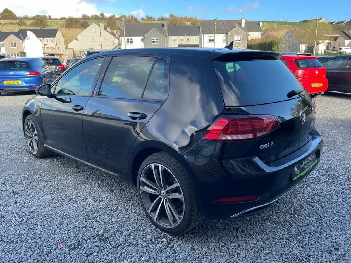 2019-volkswagen-golf-16tdi-match-hatchback-5d-big-2