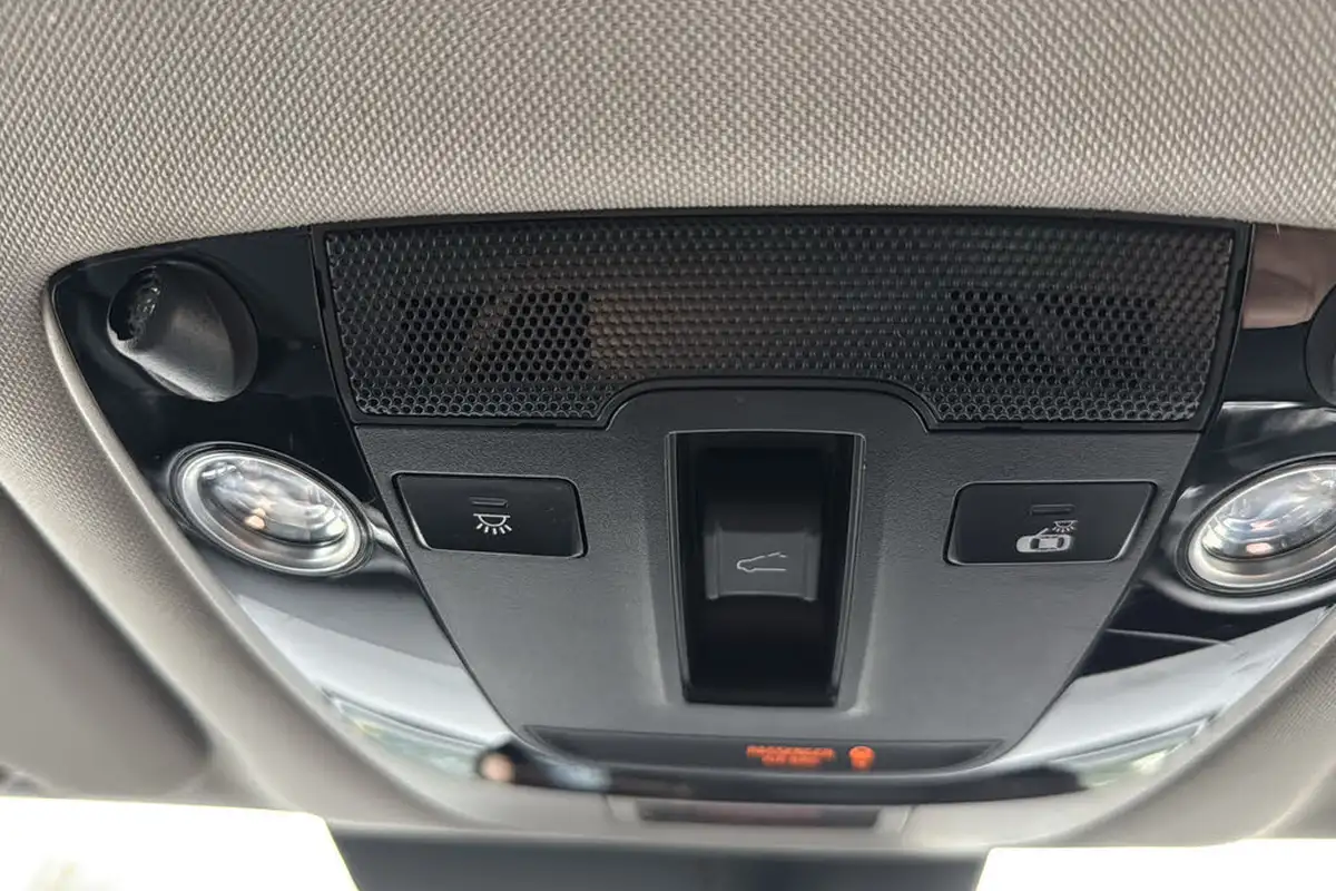 2022-kia-sportage-16-t-gdi-4-226bhp-hev-auto-big-28