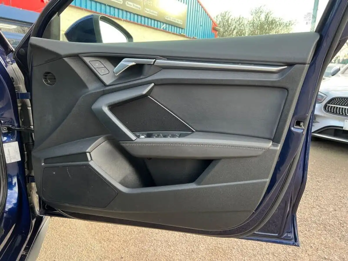 2023-audi-a3-10-30-tfsi-s-line-sportback-5d-tronic-big-40