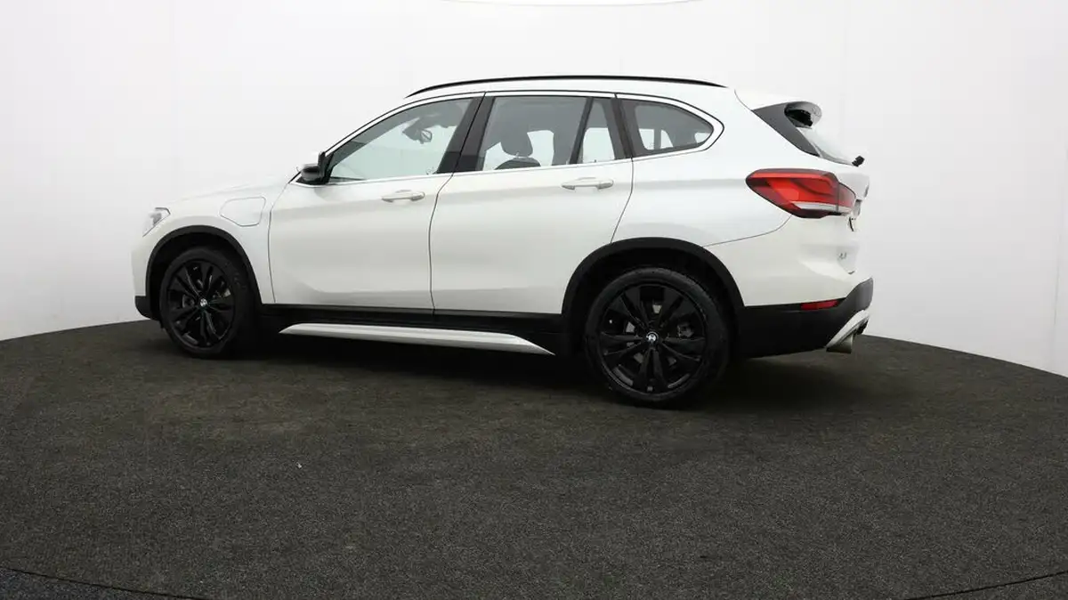 2021-bmw-x1-15-xdrive-25e-phev-sport-big-64