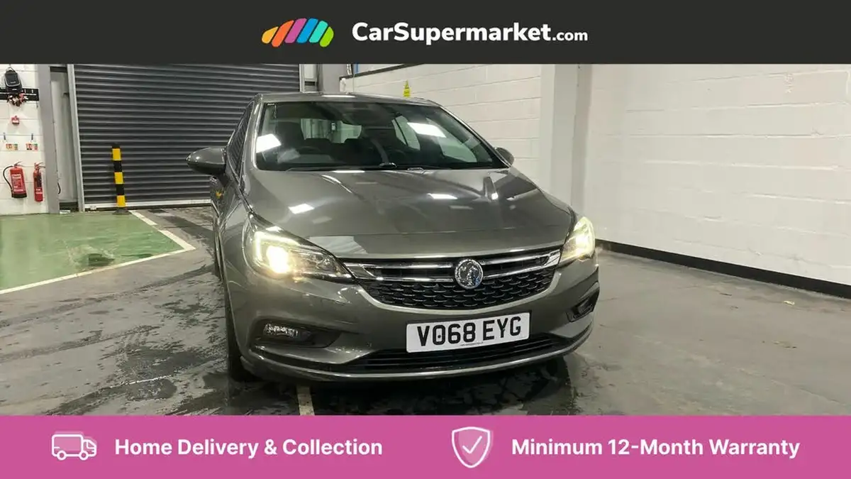 2018-vauxhall-astra-16i-turbo-elite-nav-hatchback-big-2