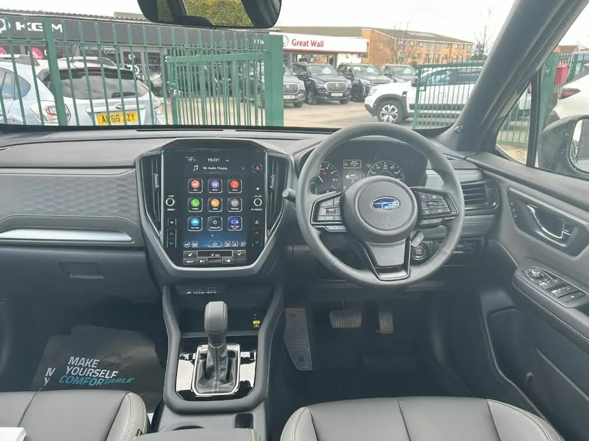 2025-subaru-forester-20-e-boxer-field-big-21