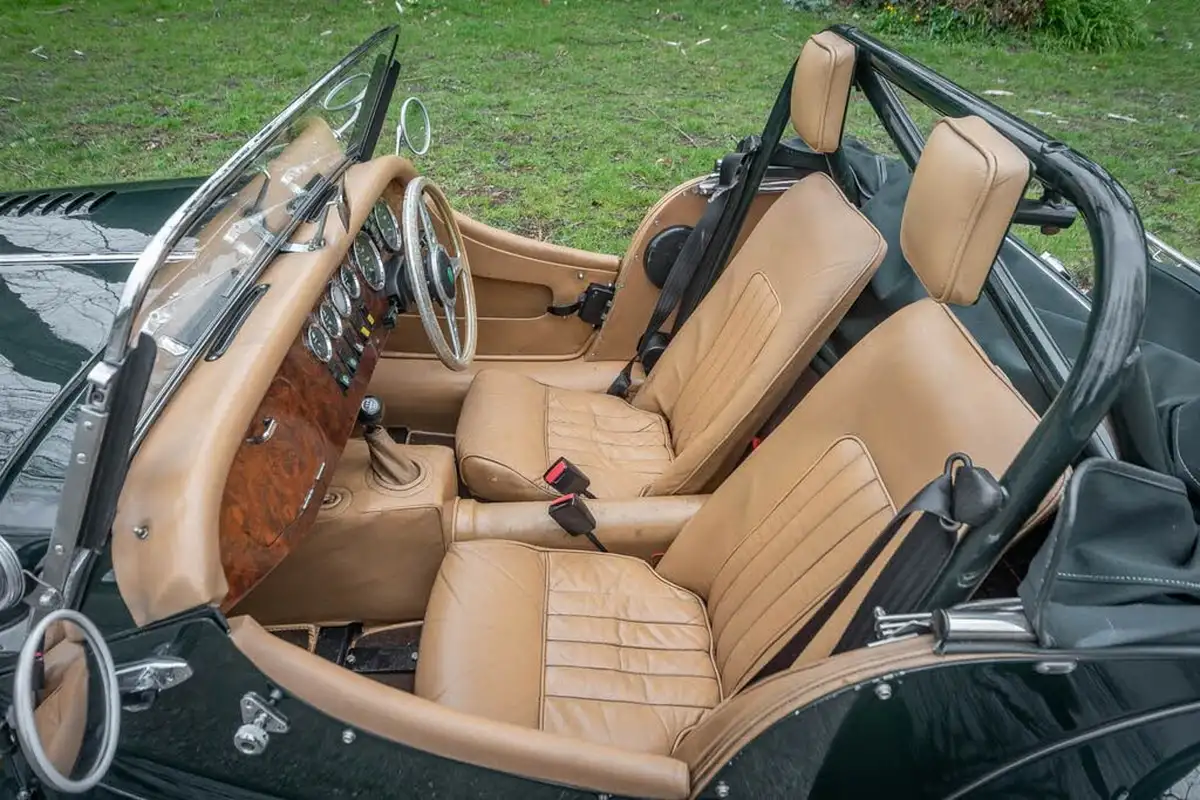 1989-morgan-plus-8-35-2-seat-big-19