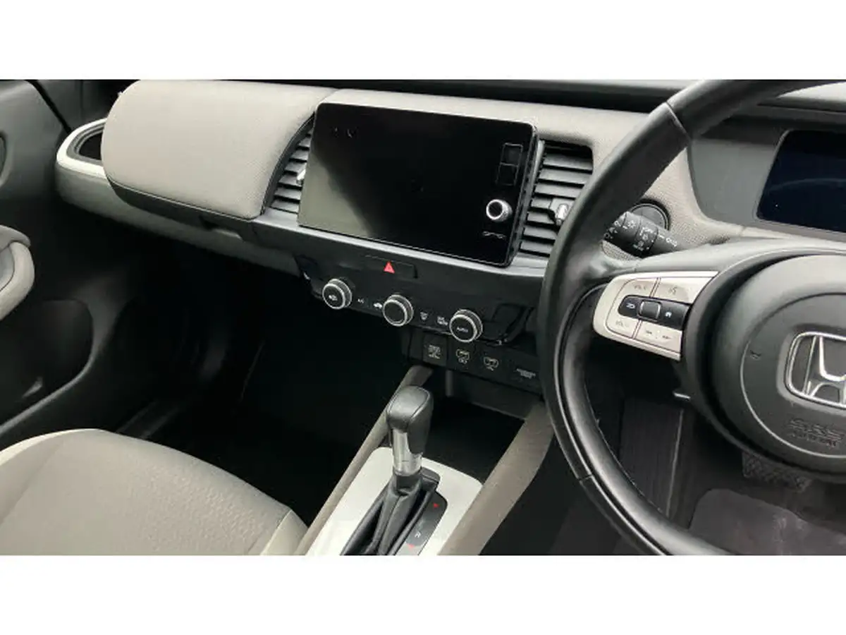 2021-honda-jazz-15-i-mmd-crosstar-ex-109ps-two-tone-big-22