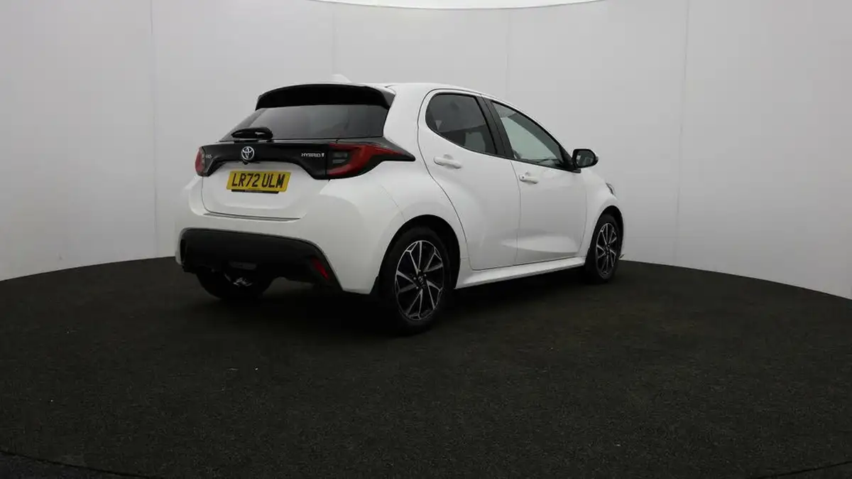 2022-toyota-yaris-15-vvt-i-design-big-77