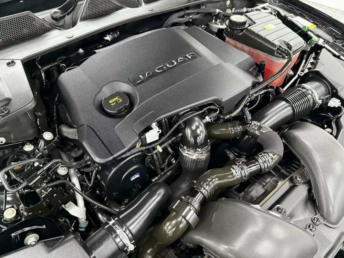 2019-jaguar-xj-series-30td-xj-xj50-swb-big-16
