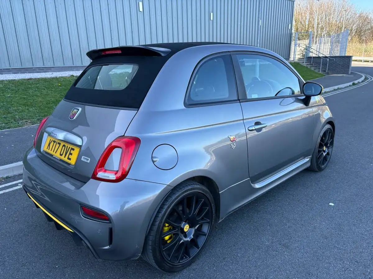 2017-abarth-595c-14-tjet-trofeo-big-4