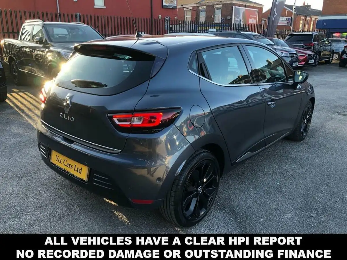 2017-renault-clio-15dci-signature-nav-110bhp-big-4