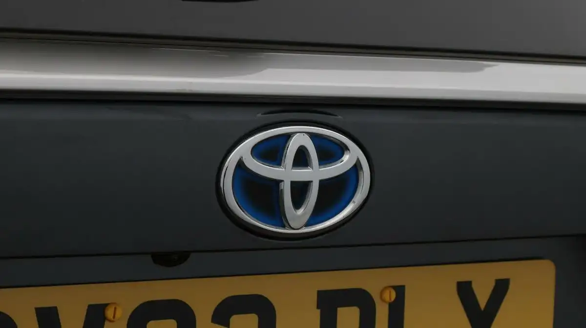 2022-toyota-rav4-25-vvt-i-dynamic-215bhp-big-21
