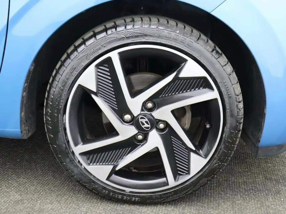 2021-hyundai-i10-10-premium-big-8