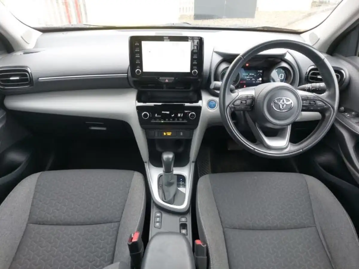 2021-toyota-yaris-cross-15-vvt-i-icon-big-2